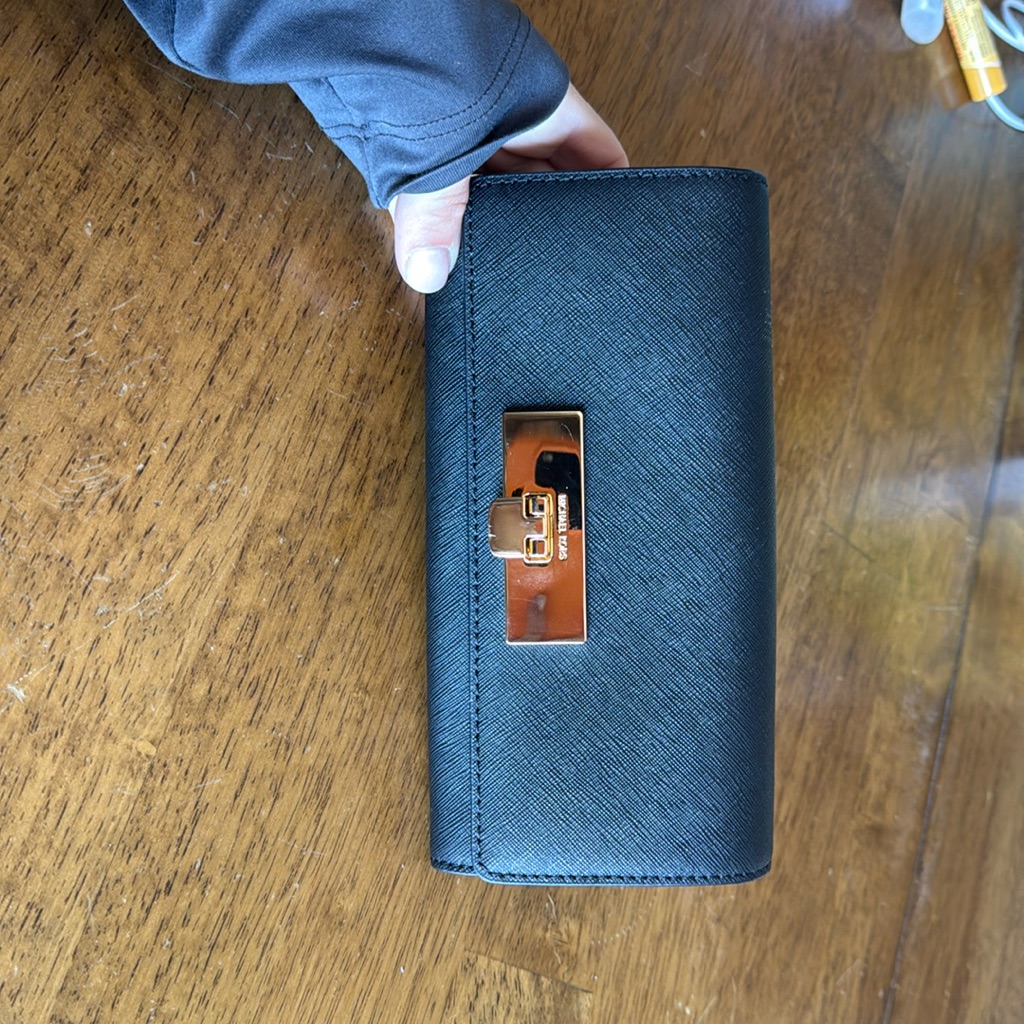 Brand New Michael Kors Wallet